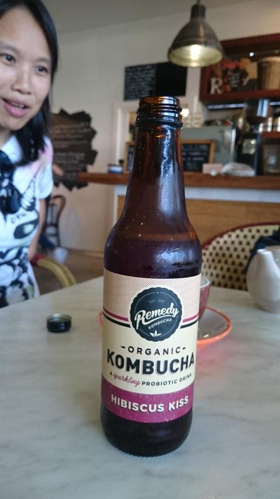 Tips for Incorporating Remedy Kombucha 700ml into Your Daily Routine