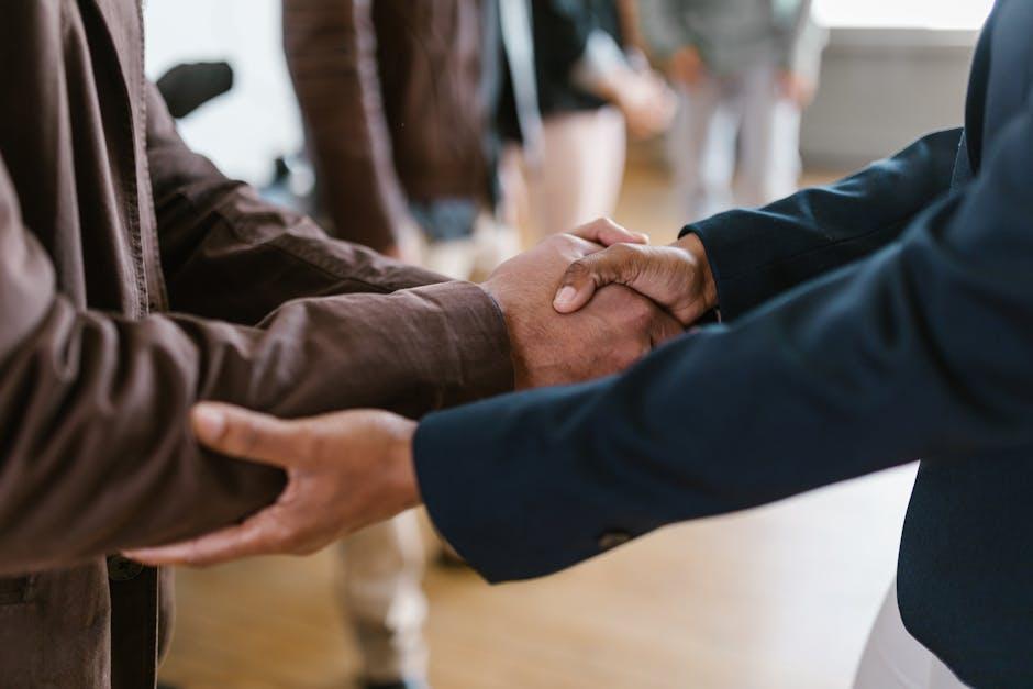 Tips for⁤ Negotiating and Making‌ Profitable Sales