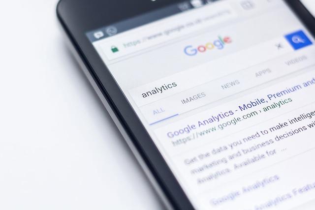 Understanding the Website Flipping Market on Reddit